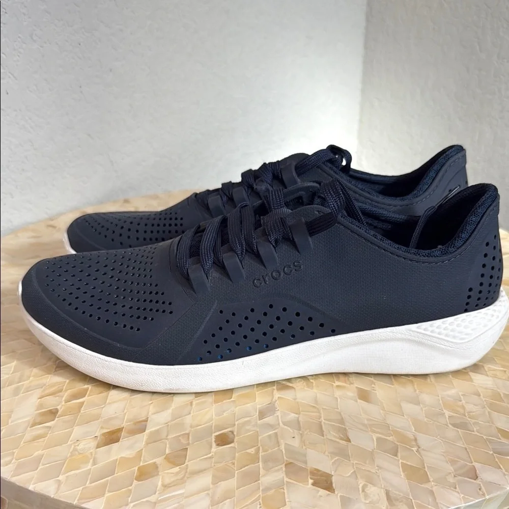 CROCS Dark Blue Athletic Shoes size 11